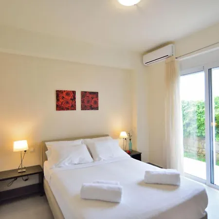 Nopigia Mare Villa *